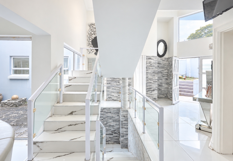 5 Bedroom Property for Sale in Selborne Eastern Cape
